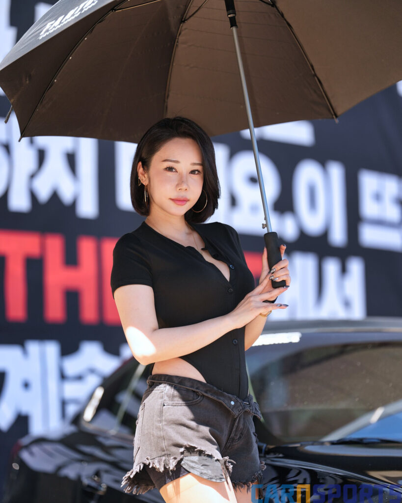 NMF 2026 레이싱모델 강하빈