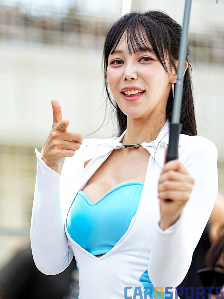 웬즈인제포디움레이싱팀 모델 김세미